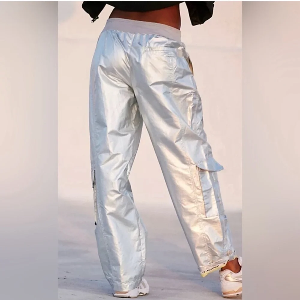 NWOT Free People Movement Mesmerize Me Shine Pants Size Medium - Picture 4 of 12